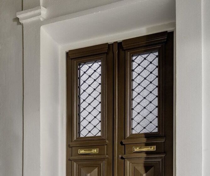 سوییت سوپریور, 1844 Suites Syros