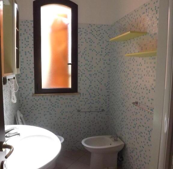 غرفة كلاسيكية رباعية, Ristorante Al Canto Delle Sirene