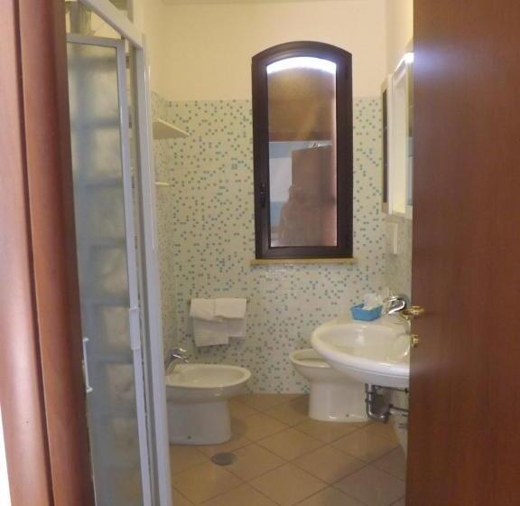 غرفة كلاسيكية رباعية, Ristorante Al Canto Delle Sirene