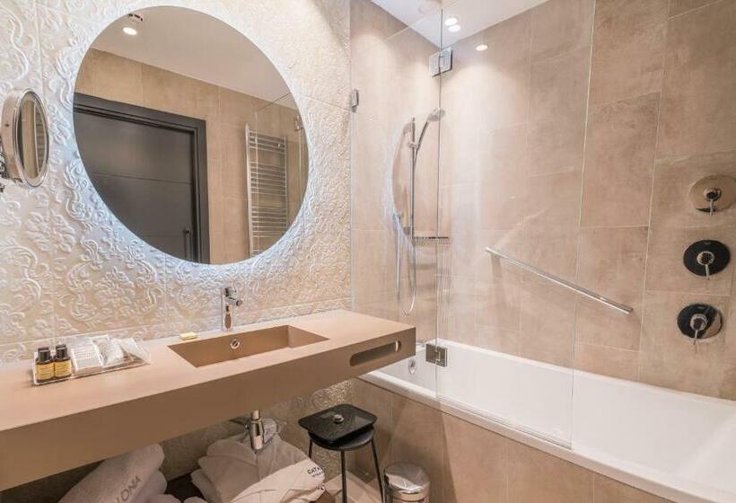 패밀리 룸, Catalonia Donosti