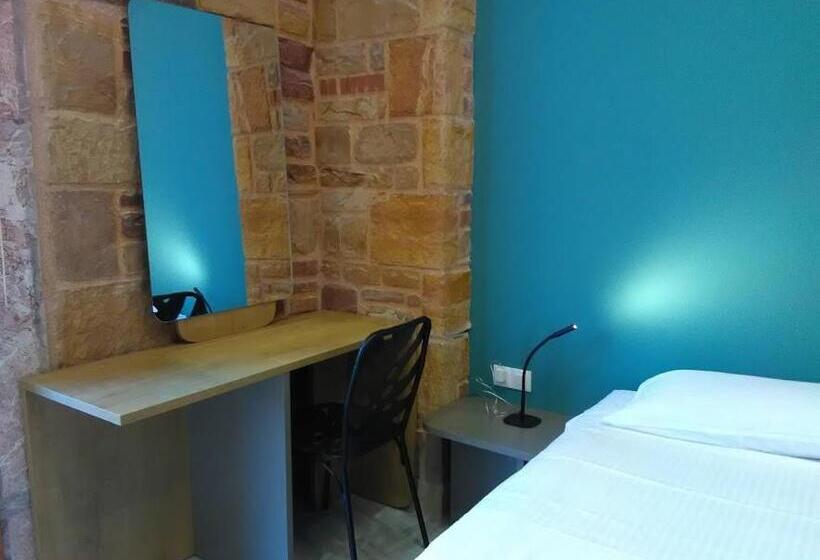 اتاق استاندارد سه تخته با بالکن, Chios City Inn