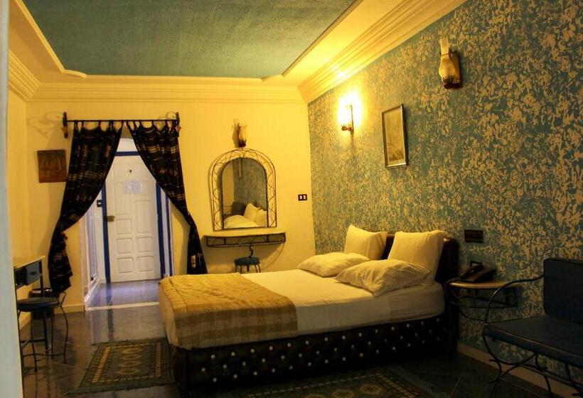 اتاق استاندارد, Donia