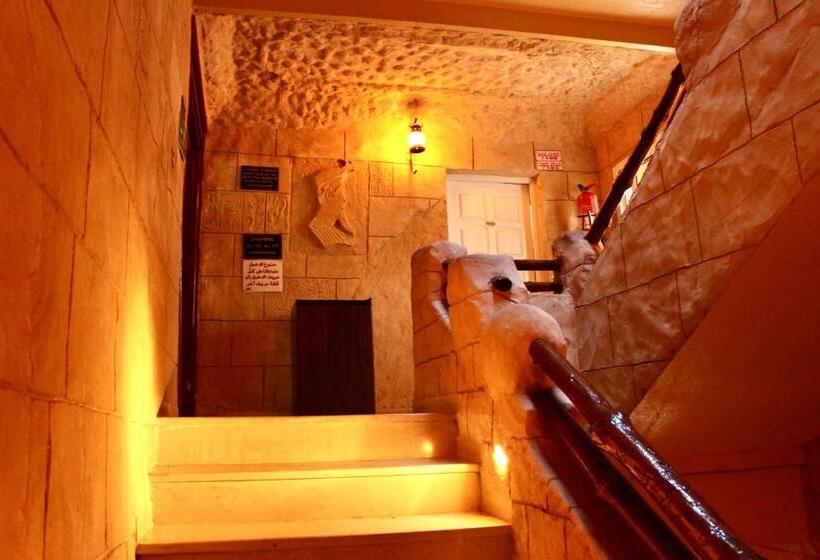 اتاق استاندارد, Donia