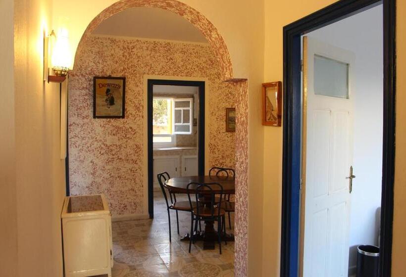 آپارتمان 2 خوابه, Donia