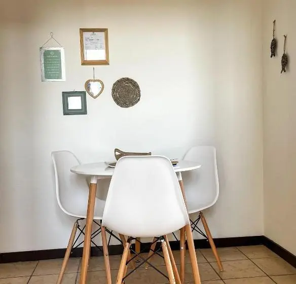 スタンダードトリプルルーム, Is Scabas Guestrooms