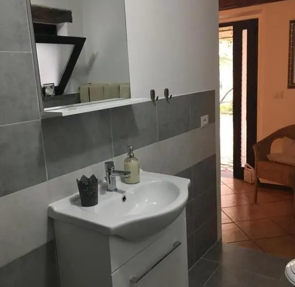 スーペリアファミリールーム, Is Scabas Guestrooms