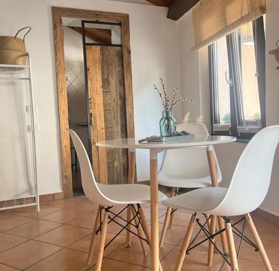 Номер Стандарт Вид на Сад, Is Scabas Guestrooms