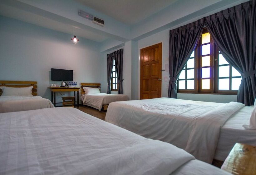 جناح ديلوكس, Kea Garden Guest House