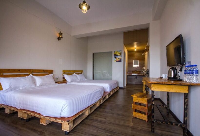 غرفة عائلية, Kea Garden Guest House