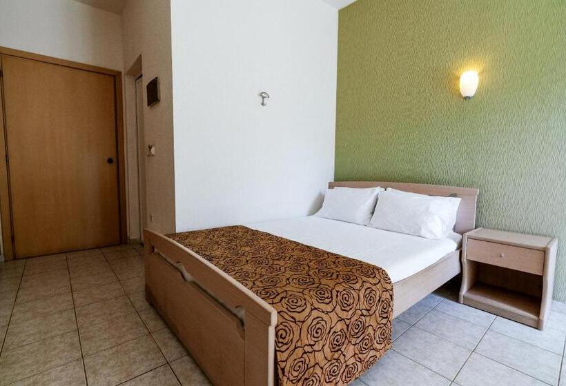 إستديو قياسى مزود بشرفة, Stefanidis Apartments