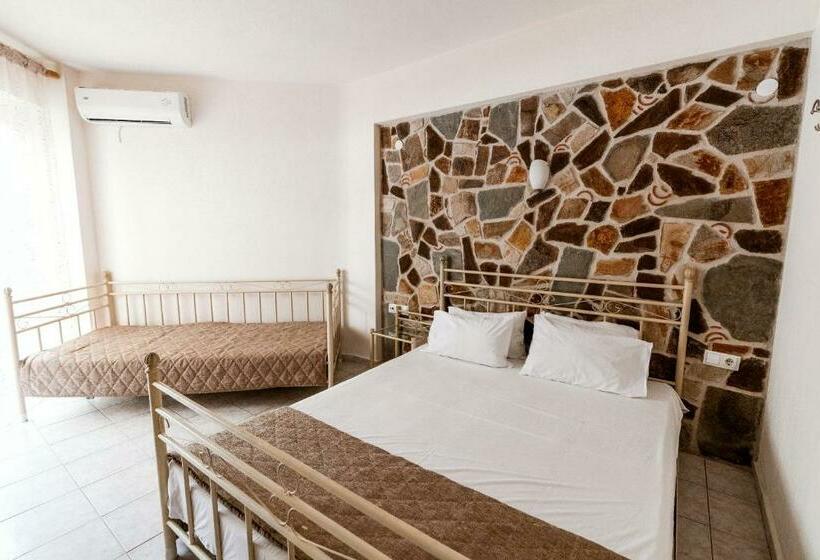 استوديو إقتصادى, Stefanidis Apartments