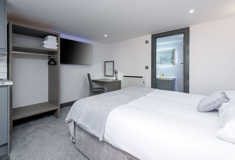 סטודיו דלוקס, The Stanley