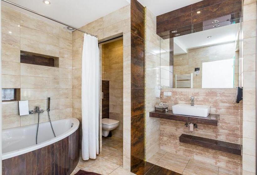 Huoneisto 1 Makuuhuone, Dobczyce