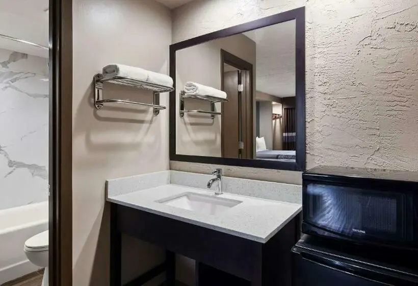 キングサイズベッドのスタンダードルーム, Surestay Hotel By Best Western Jasper