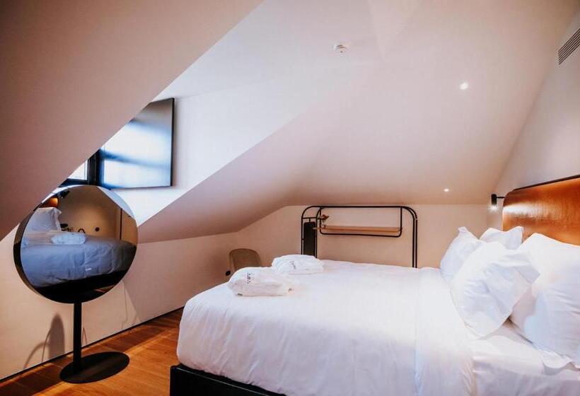 سوییت جونیور, Exmo Hotel By Olivia