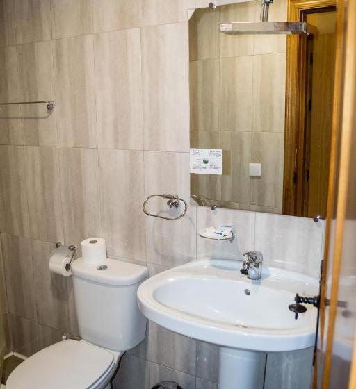 标准单人间, El Roble Hotel Restaurante