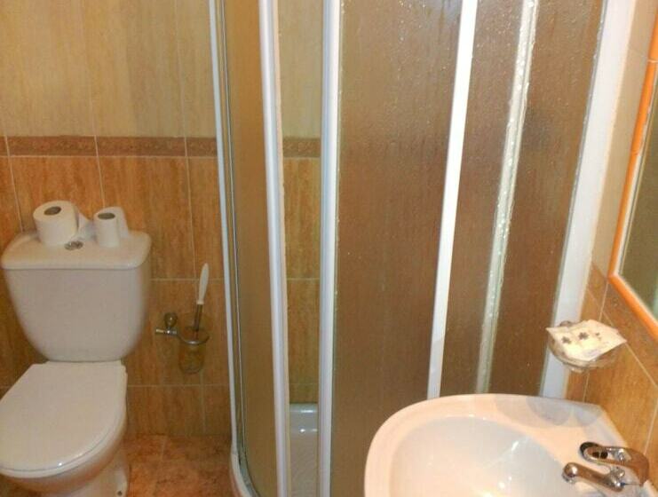 标准单人间, El Roble Hotel Restaurante