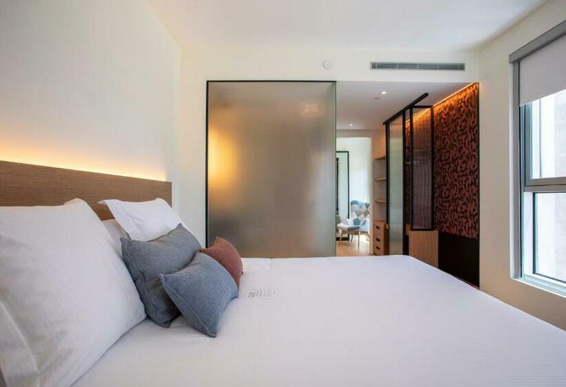 اتاق لوکس, Paxton Barcelona