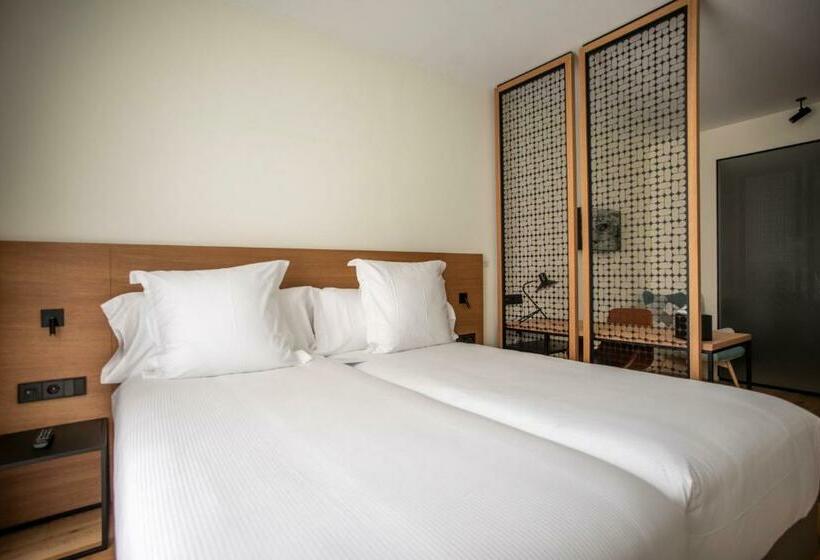 اتاق لوکس, Paxton Barcelona