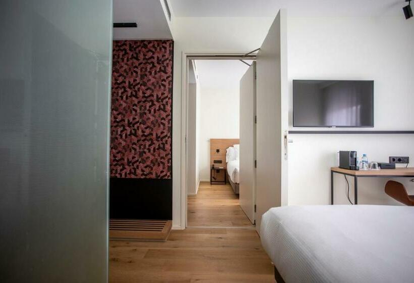Номер Стандарт Смежный, Paxton Barcelona