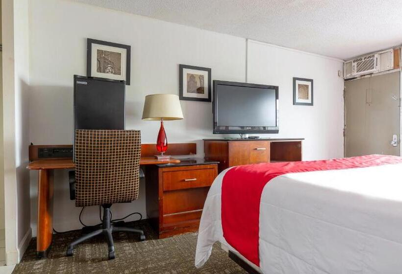 スタンダードルーム, Oyo At Chicago Rockford International Airport, Il