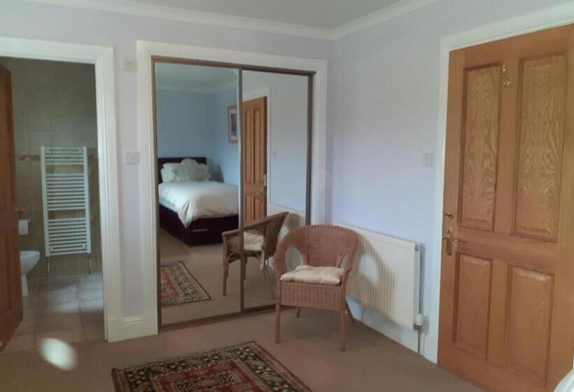 디럭스 룸, Trien Lodge