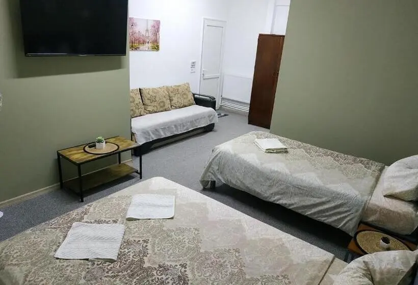 Habitació Quàdruple Estàndard, Casa Agape