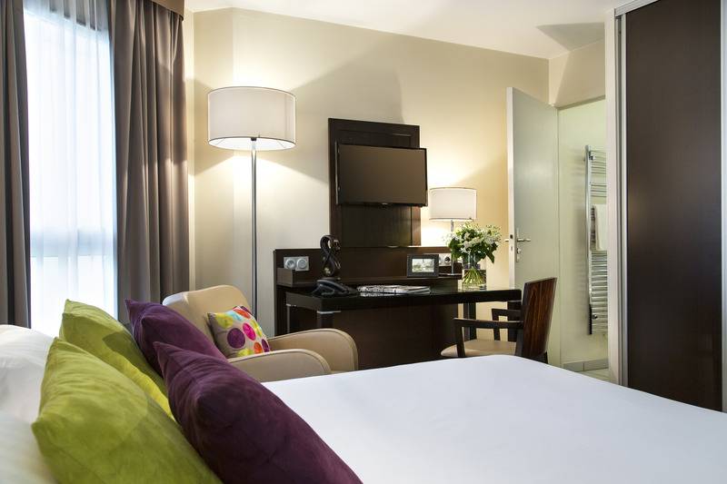 スタンダードスタジオ, Citadines Republique Paris