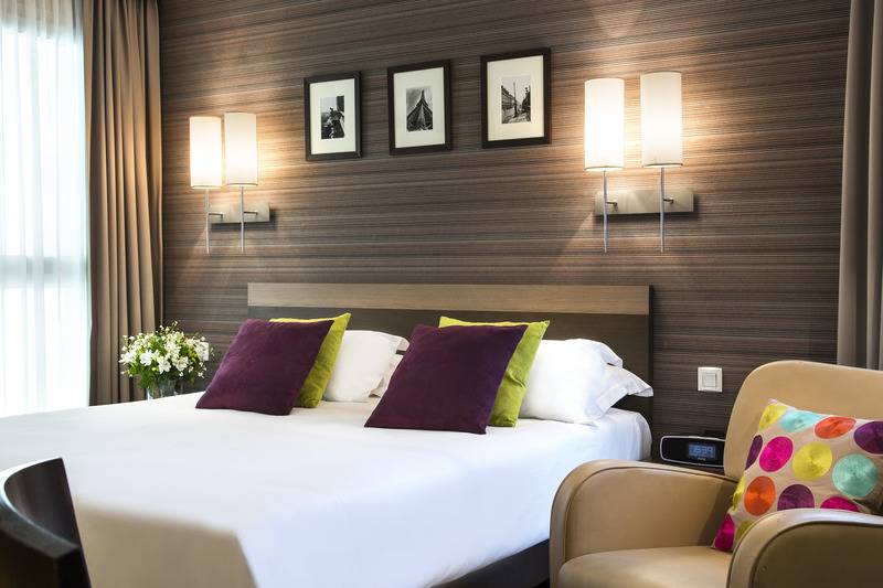 スタンダードスタジオ, Citadines Republique Paris