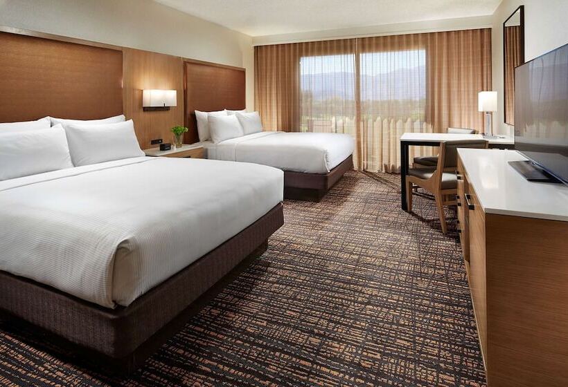غرفه قياسيه سريرين مزدوجين, Doubletree By Hilton Hotel Golf Resort Palm Springs