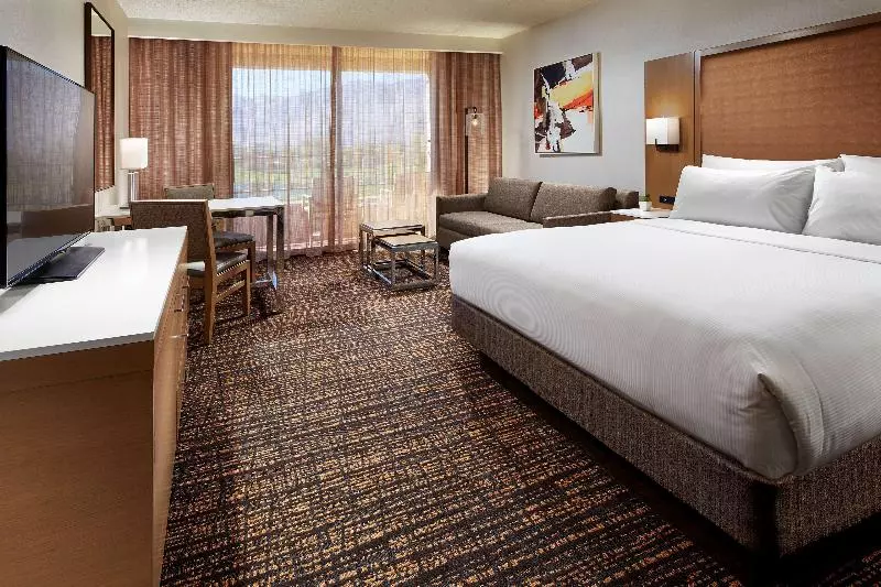 اتاق استاندارد با تخت بزرگ, Doubletree By Hilton Hotel Golf Resort Palm Springs
