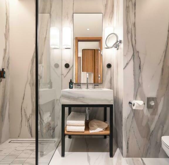 سوییت, Ea Hotel Juliš