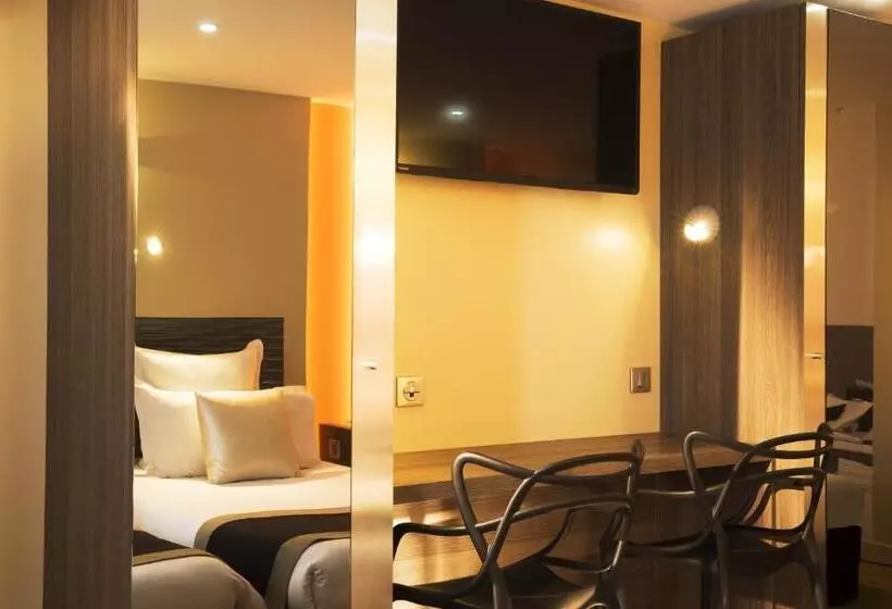コンフォートトリプルルーム, Hôtel Brésil Opéra Spa