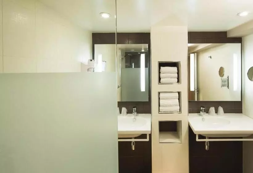コンフォートトリプルルーム, Hôtel Brésil Opéra Spa