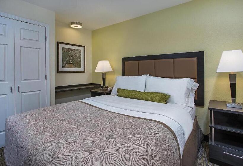 스위트, Candlewood Suites Louisville Airport By Ihg