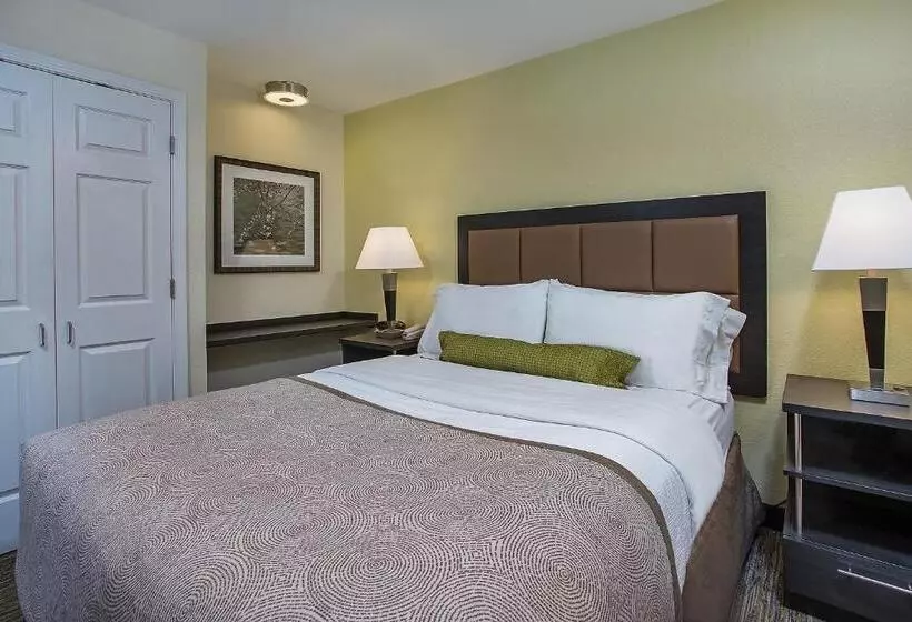 身障者適用スタンダードルーム, Candlewood Suites Louisville Airport By Ihg
