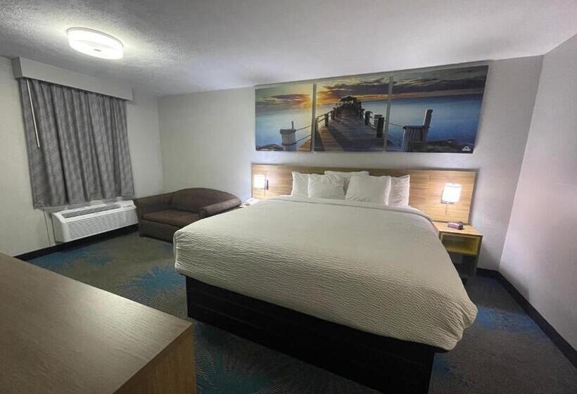 غرفة قياسية سرير كينج, Days Inn By Wyndham Savannah