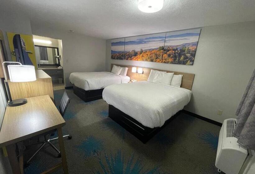 غرفة قياسية, Days Inn By Wyndham Savannah