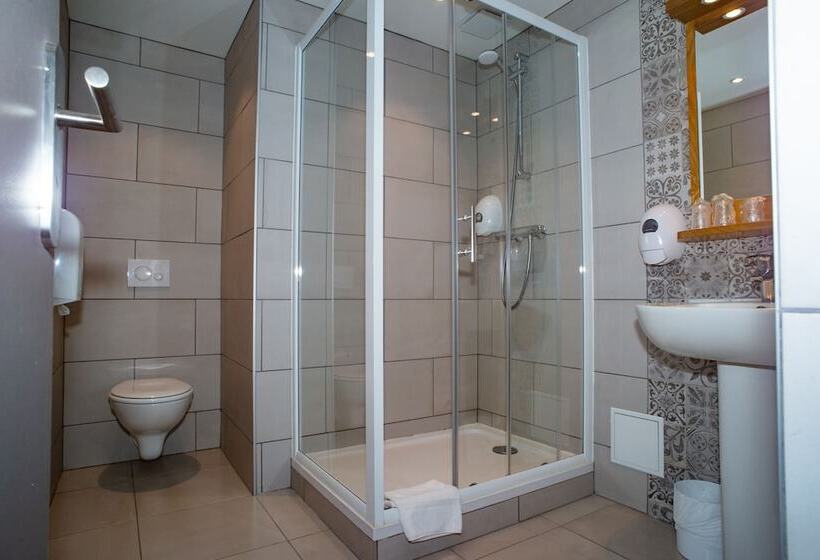 Номер Комфорт, De L'univers