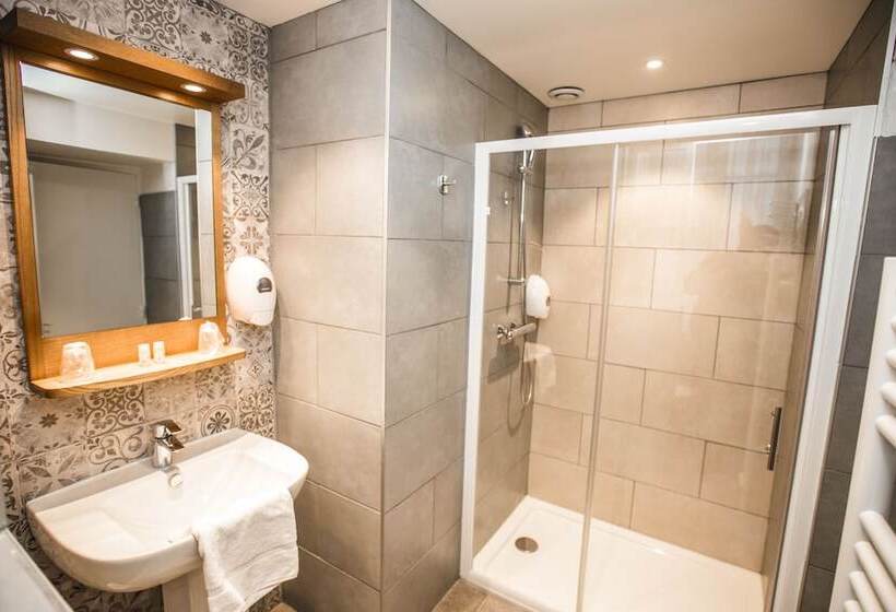 Номер Superior, De L'univers