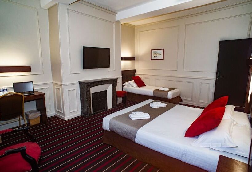 Трехместный Номер Superior, De L'univers