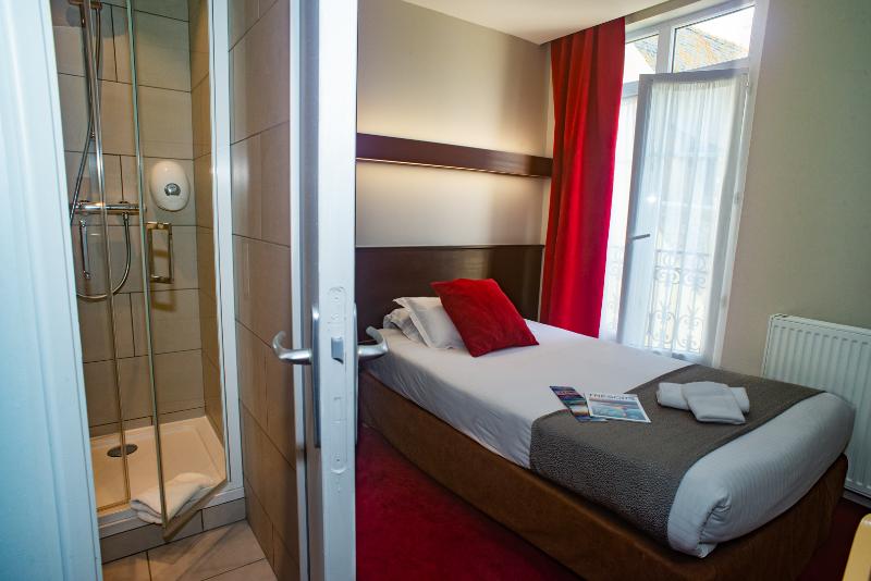 Номер Стандарт Индивидуальный, De L'univers