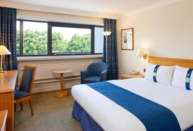 标准间, Holiday Inn Cardiff City, An Ihg
