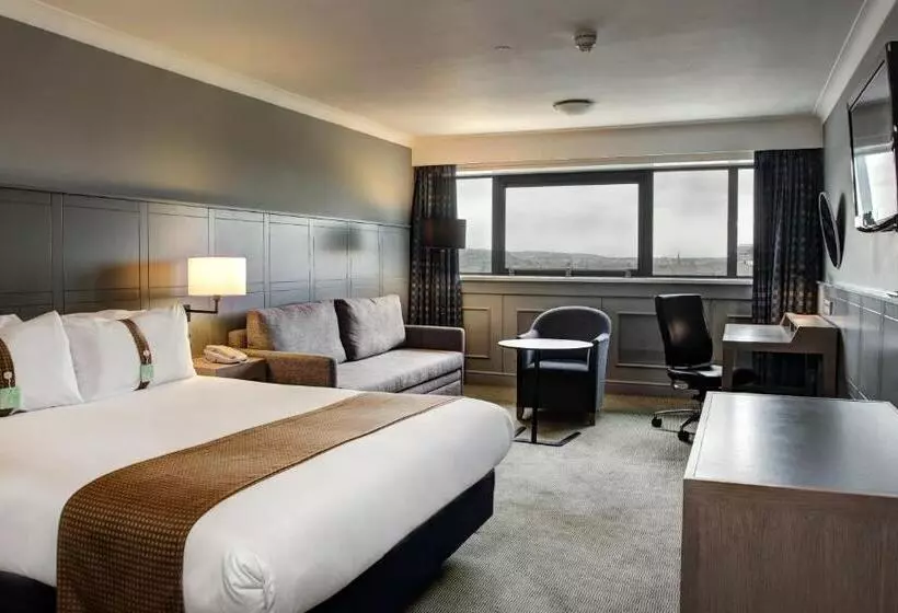 اتاق اجرایی, Holiday Inn Cardiff City, An Ihg