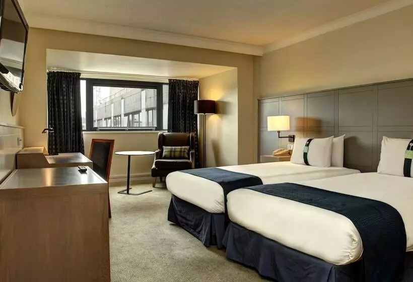 اتاق استاندارد, Holiday Inn Cardiff City, An Ihg