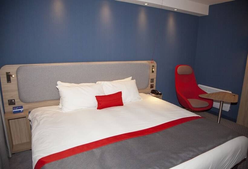 适合残疾人使用的标准间, Holiday Inn Express Cardiff Bay, An Ihg