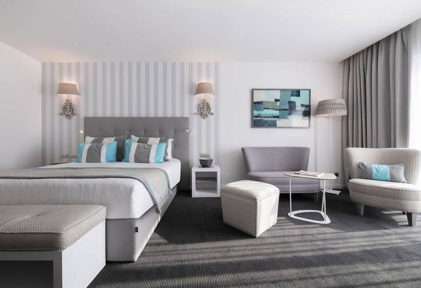 سوییت جونیور با چشمانداز دریا, Juliani Boutique