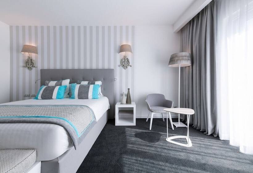 اتاق لوکس با چشمانداز دریا, Juliani Boutique