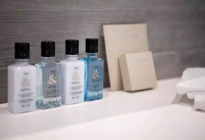 اتاق لوکس با چشمانداز دریا, Juliani Boutique