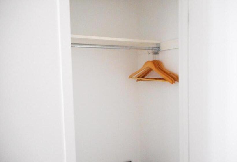 スタンダードスタジオ, Le Roberval